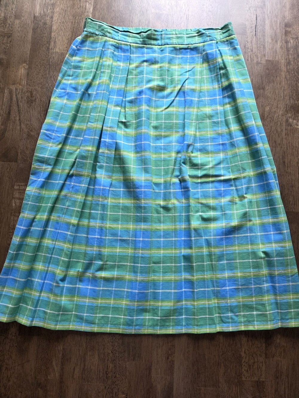 Vtg Union Label Made In Canada 100% Cotton Vibrant Plaid A-Line Skirt